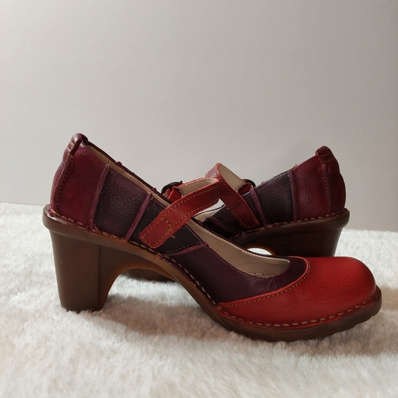 El Naturalista 37 Pumps Round Toe Block Heel Slingback Dark Red Leather - Size 7 - Picture 8 of 8